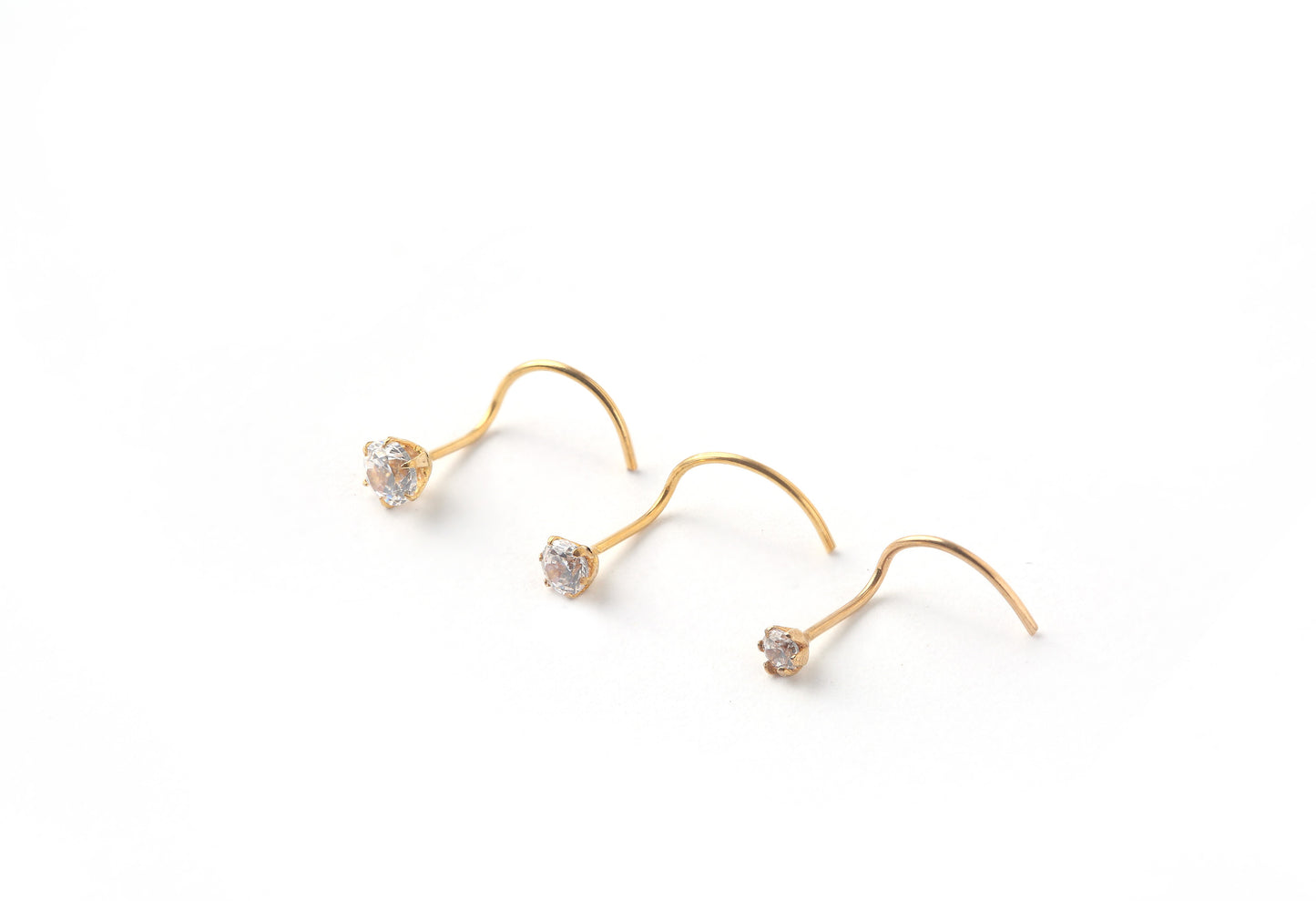 Minimalist 12k Gold Wired Nose Pin
