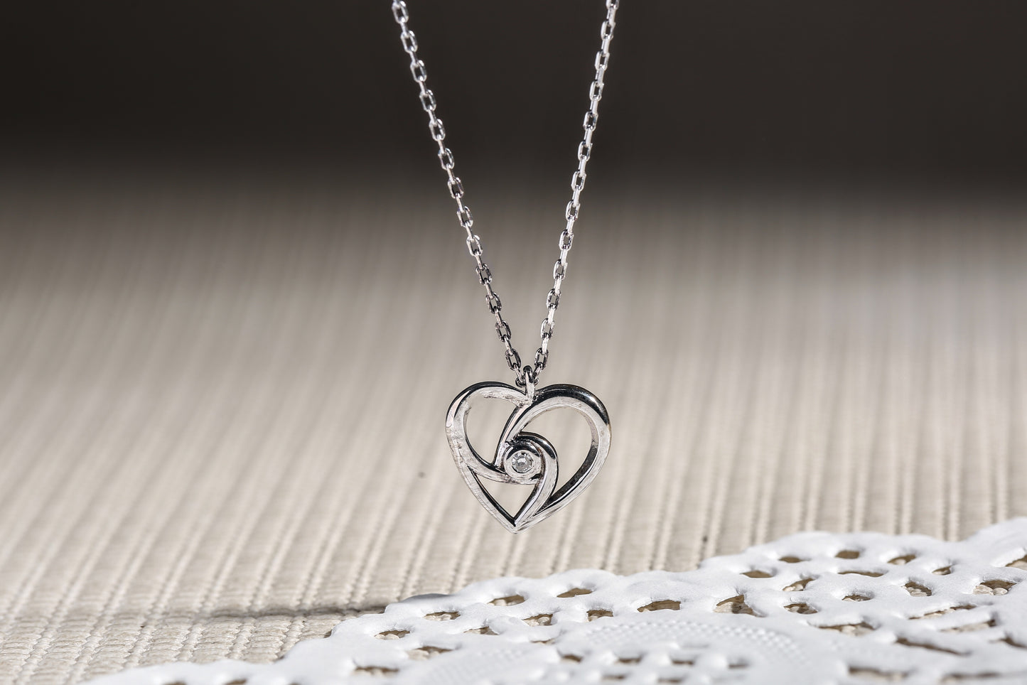 Heart Necklace (Diamond)