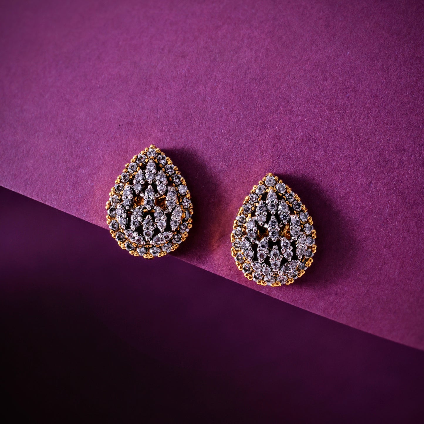 Glimmer Oval Zirconia Tops