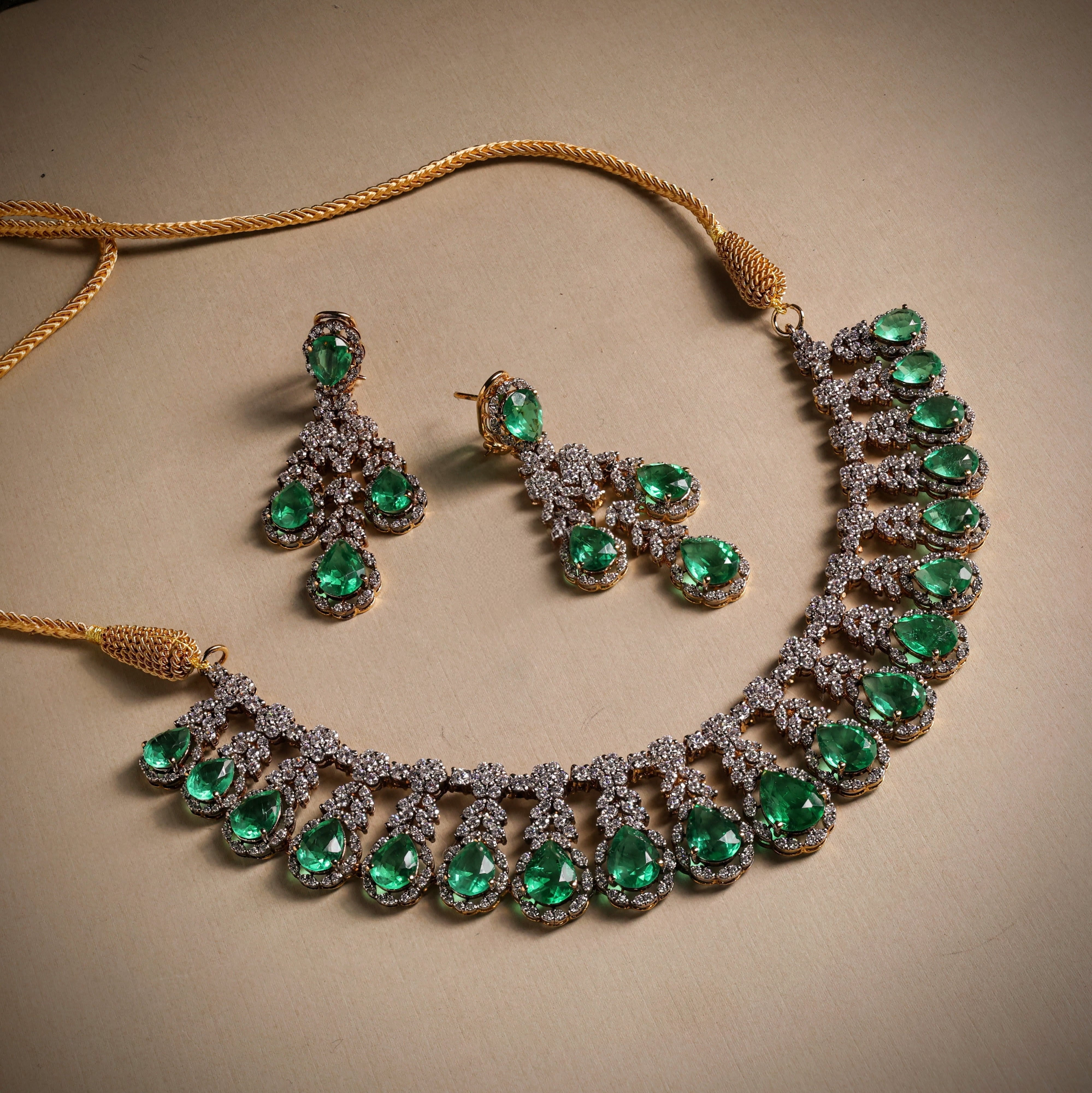 Necklace set