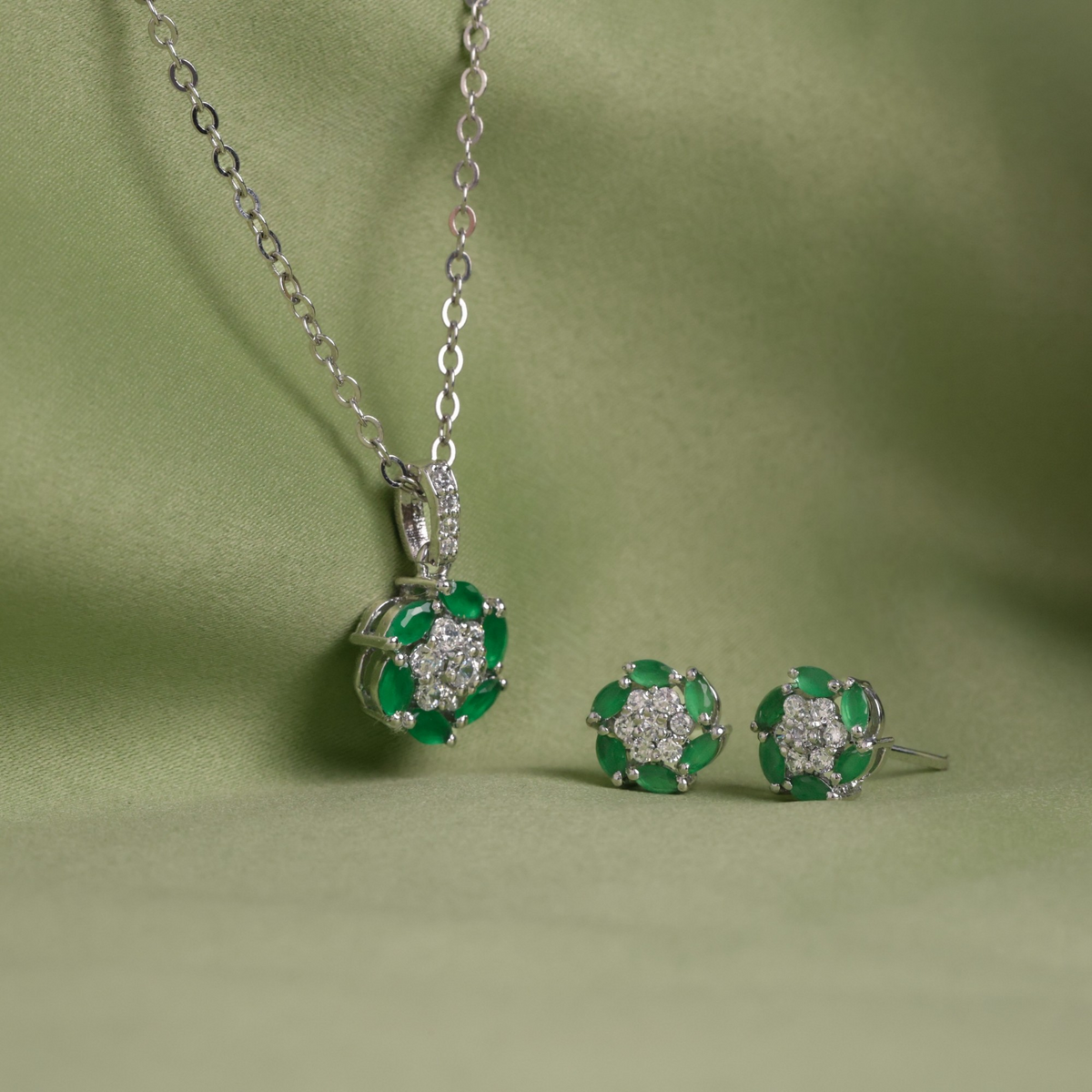 Green Blossom Floral Pendant & Stud Earrings Set