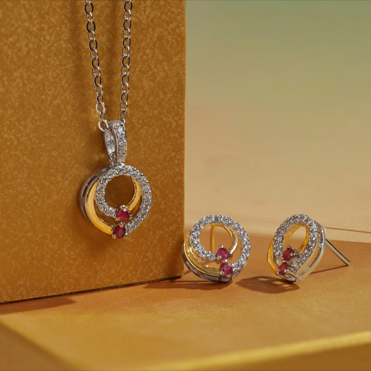Celeste Circle 925 Sterling Silver Cubic Zirconia Pendant Set