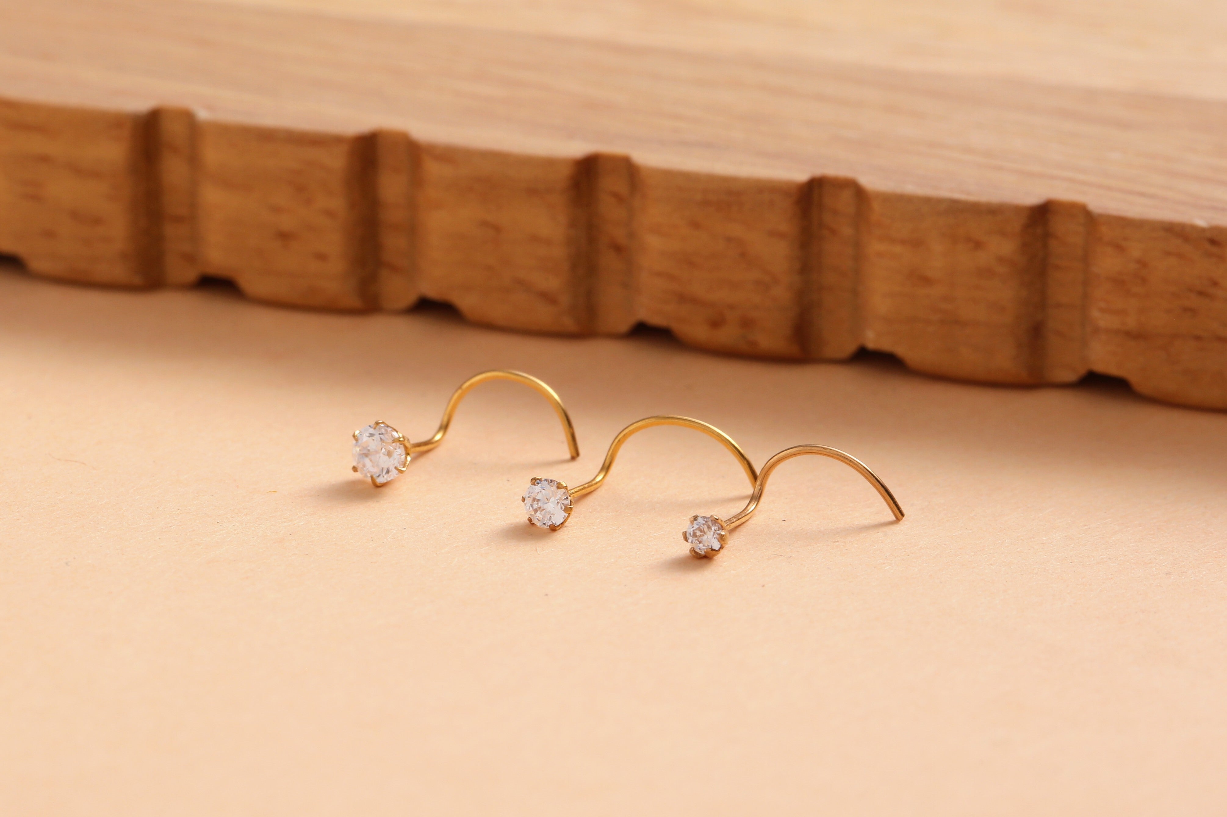 Minimalist 12k Gold Wired  Nose Pin