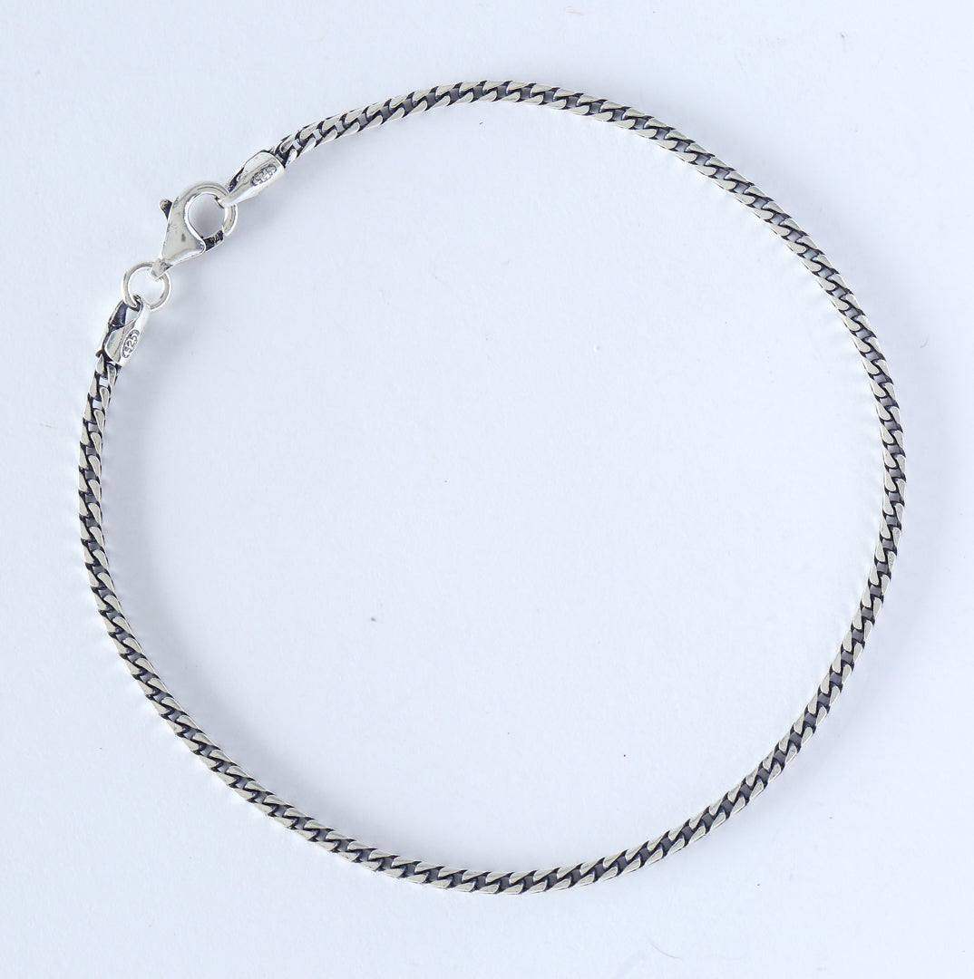 V Bracelet for men