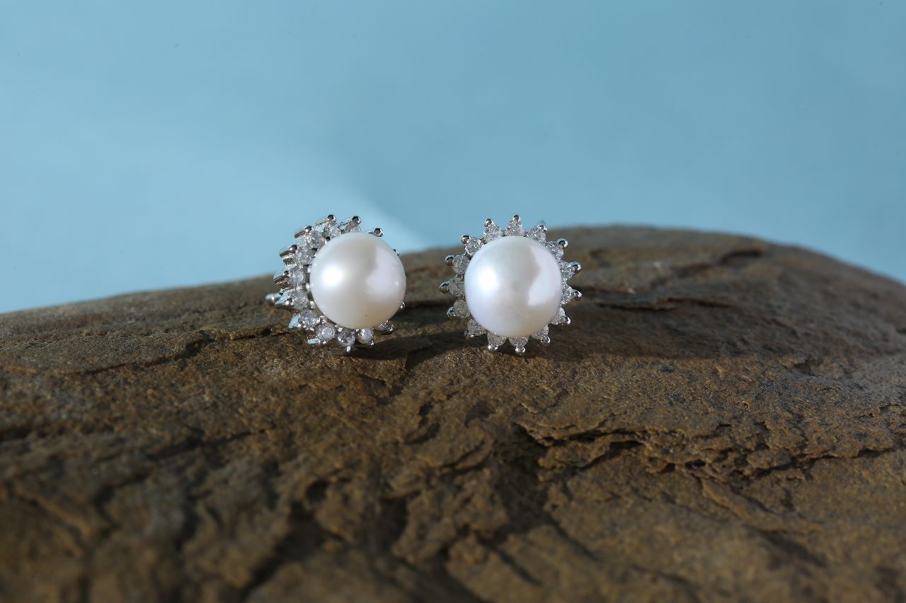 Pearl Tops