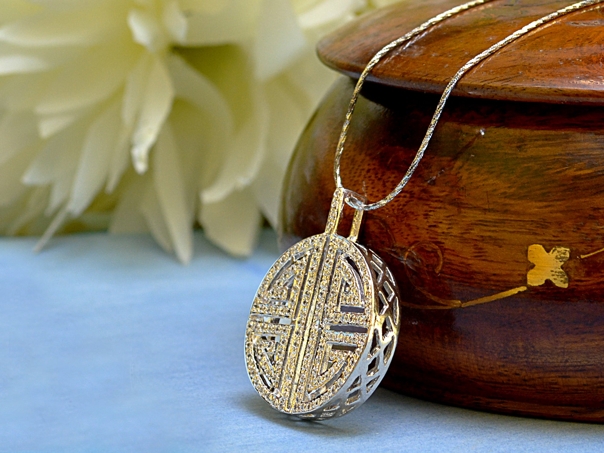Artistic Pendant
